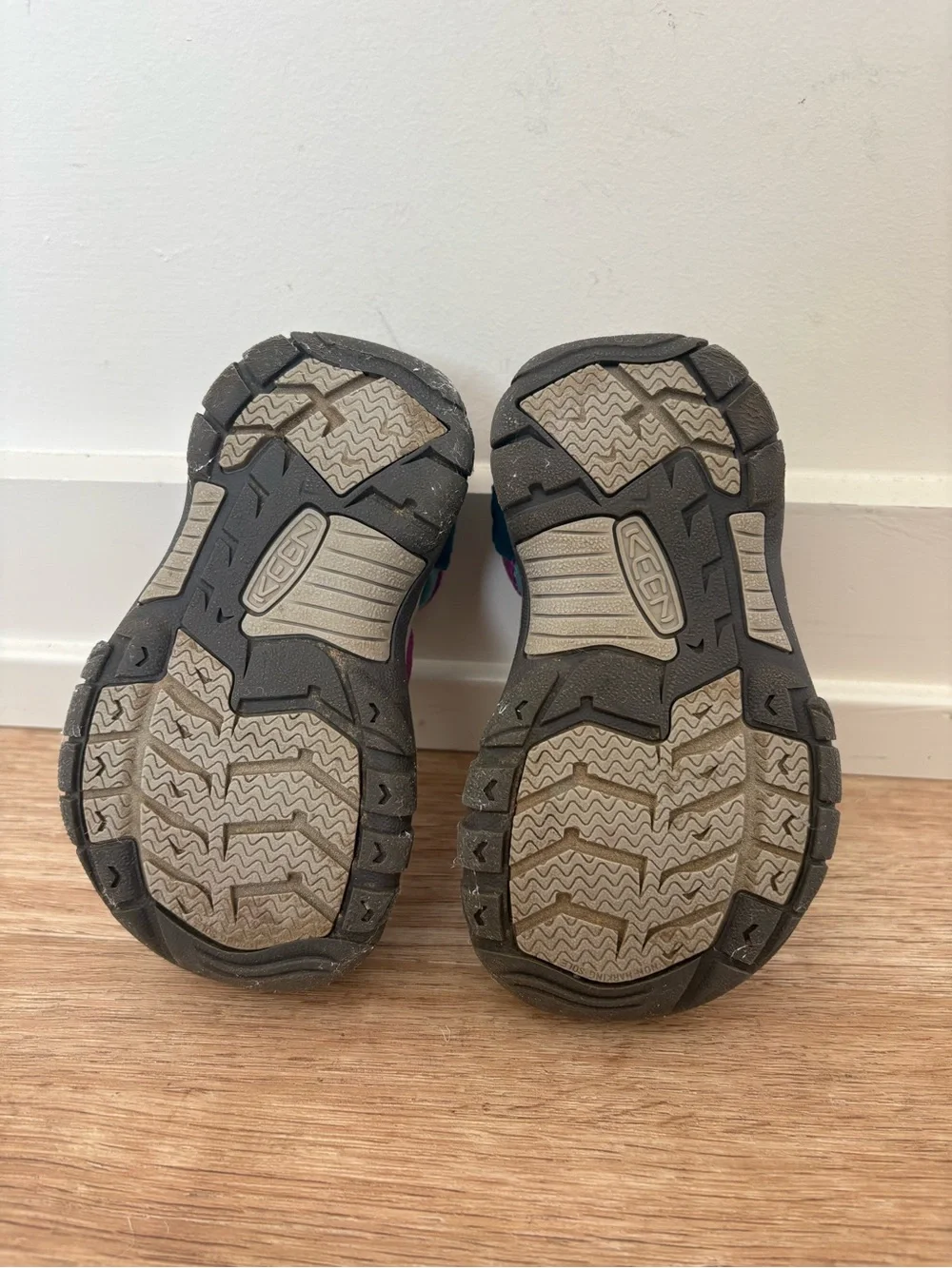 KEEN Toddler Newport Boundless Closed Toe Sandal Legion Blue and Willow Herb 8